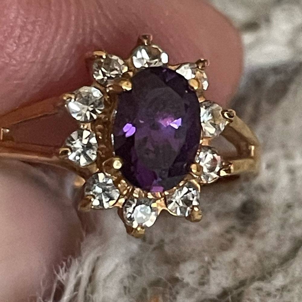 Amethyst and Crystal - Picture 2 of 16
